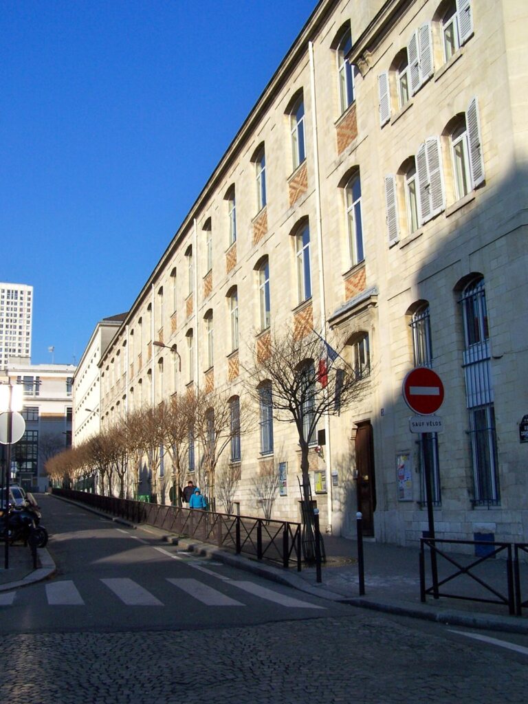 École de la rue Damesme à Paris, thème des écoliers de Robert Doisneau