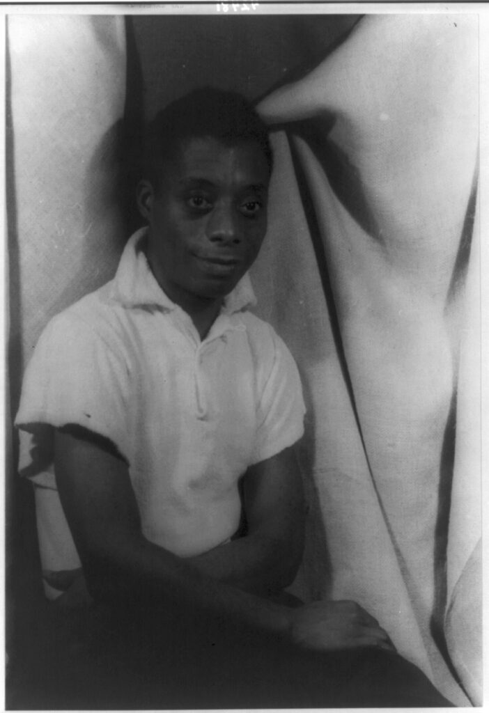 Portrait de James Baldwin, coauteur avec Richard Avedon de Nothing Personal