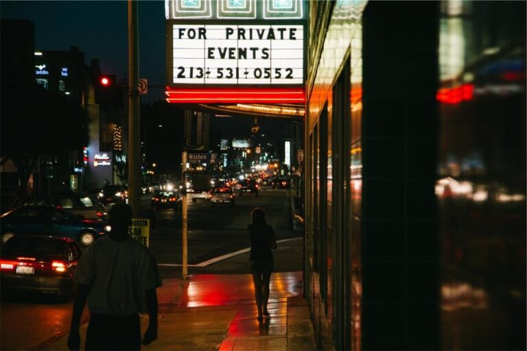 Photographier la ville la nuit : les premiers réglages